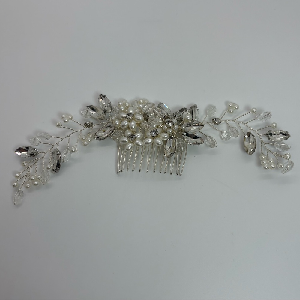 Elegant Large Silver Hair Comb with Pearls and Clear Crystals, Brand New